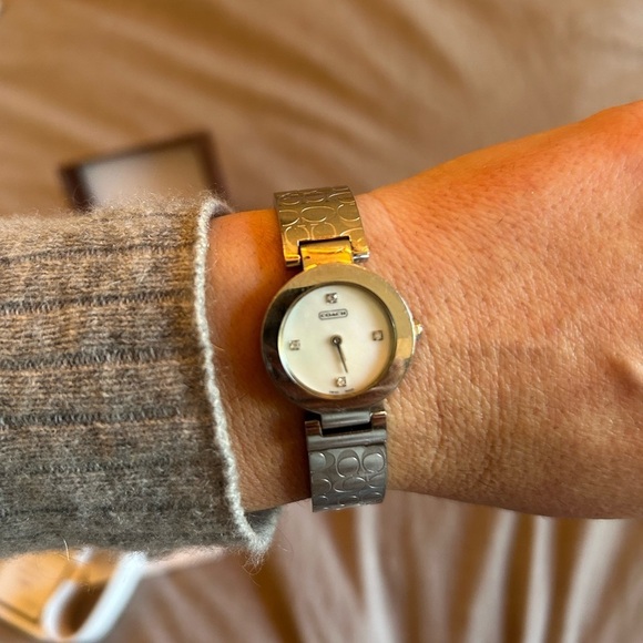 Coach watch** Authentic - Picture 10 of 14